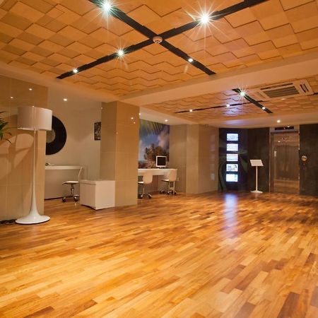 Mate Hotel Seoul Gimpo Екстериор снимка