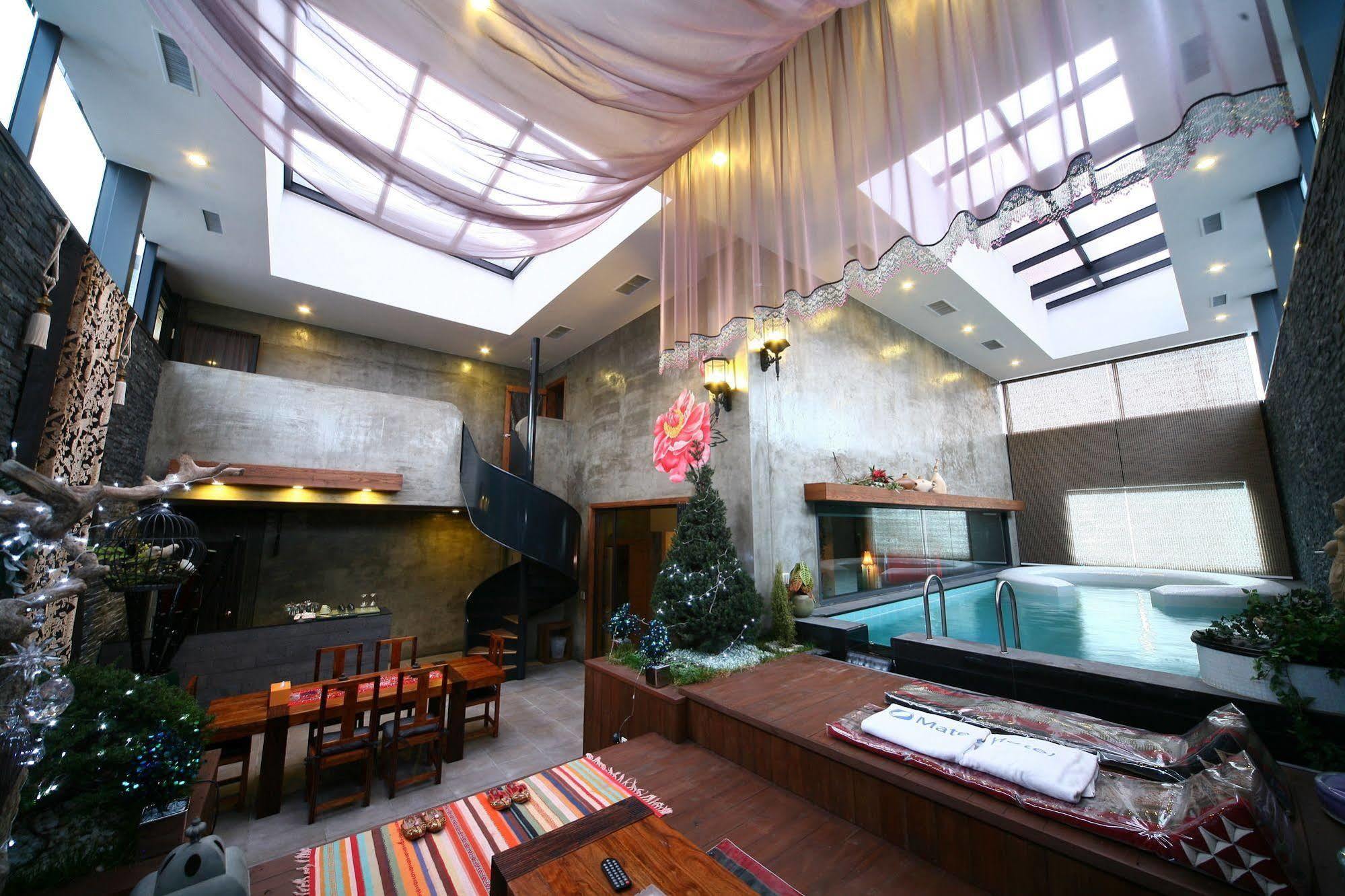 Mate Hotel Seoul Gimpo Екстериор снимка